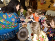 святочные мероприятия в Краснинском краеведческом музее - фото - 8