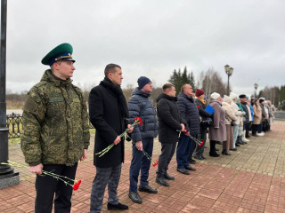 митинг, посвященный 212-ой годовщине Победы России в Отечественной войне 1812 года и ноябрьскому сражению при Красном - фото - 4