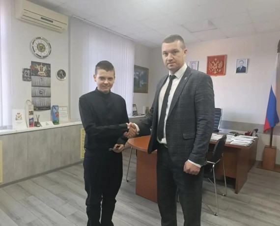 глава округа Максим Владимирович Мищенко вручил государственные награды родным наших земляков, погибших при выполнении воинского долга - фото - 1
