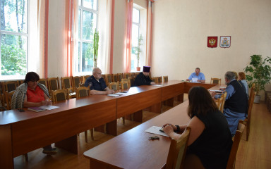 заседание консультированного совета межнациональным и межконфессиональным отношениям при администрации Краснинского района - фото - 1