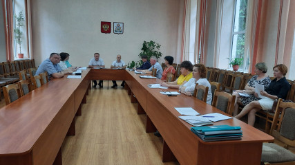 совместное заседание постоянных депутатских комиссий Краснинской районной Думы - фото - 1